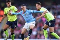 开云体育-曼城主场不敌南安普顿，遭受失利