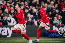 开云体育在线-包含布莱顿中场连续进球，成为球队进攻支柱的词条