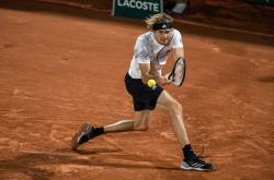 开云体育下载-关于德国网球队轻取澳大利亚网球队，兹维列夫高光表现的信息