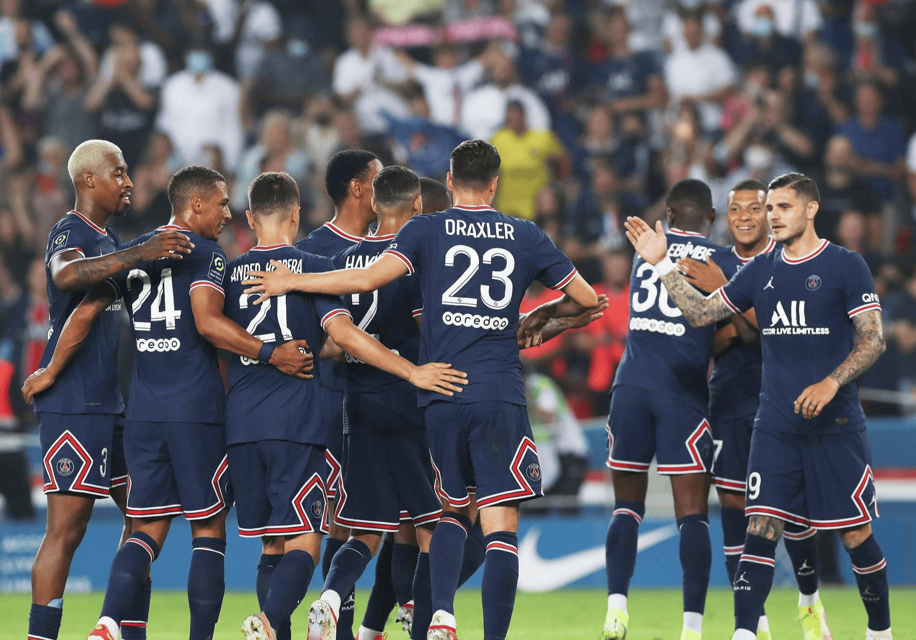 巴黎圣日耳曼豪取连胜，领跑法甲积分榜